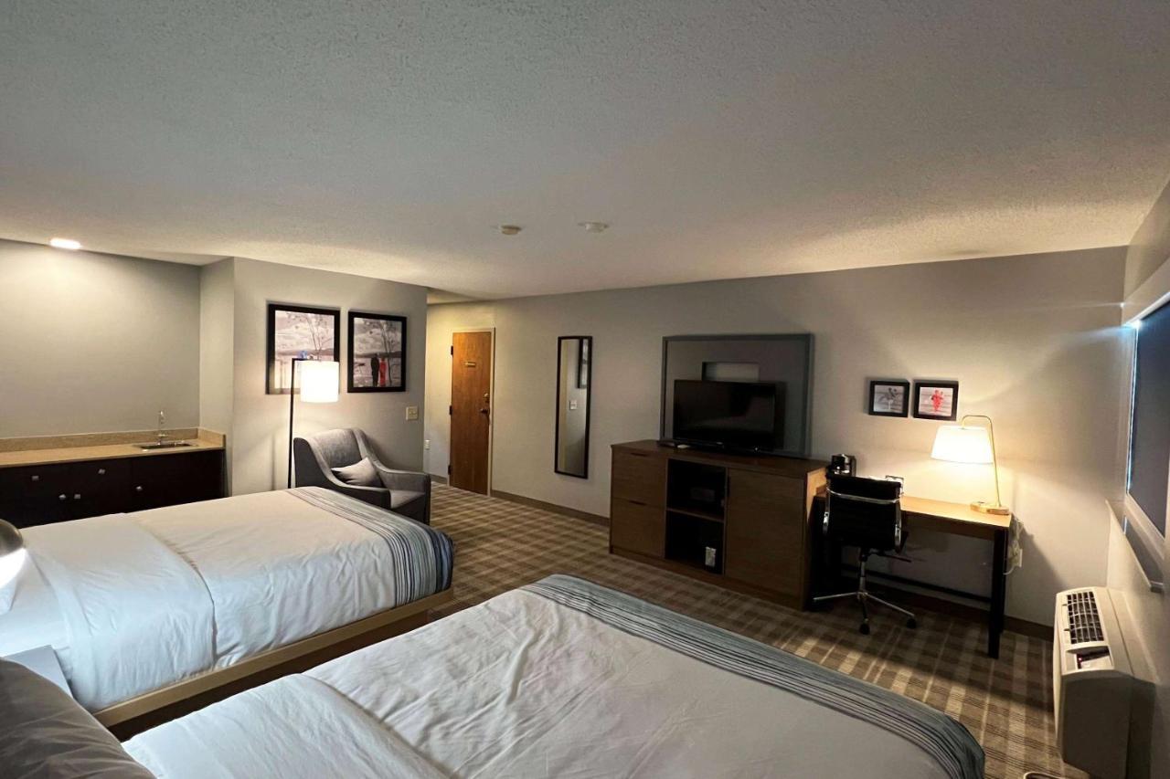 Americinn By Wyndham Marshfield Eksteriør bilde