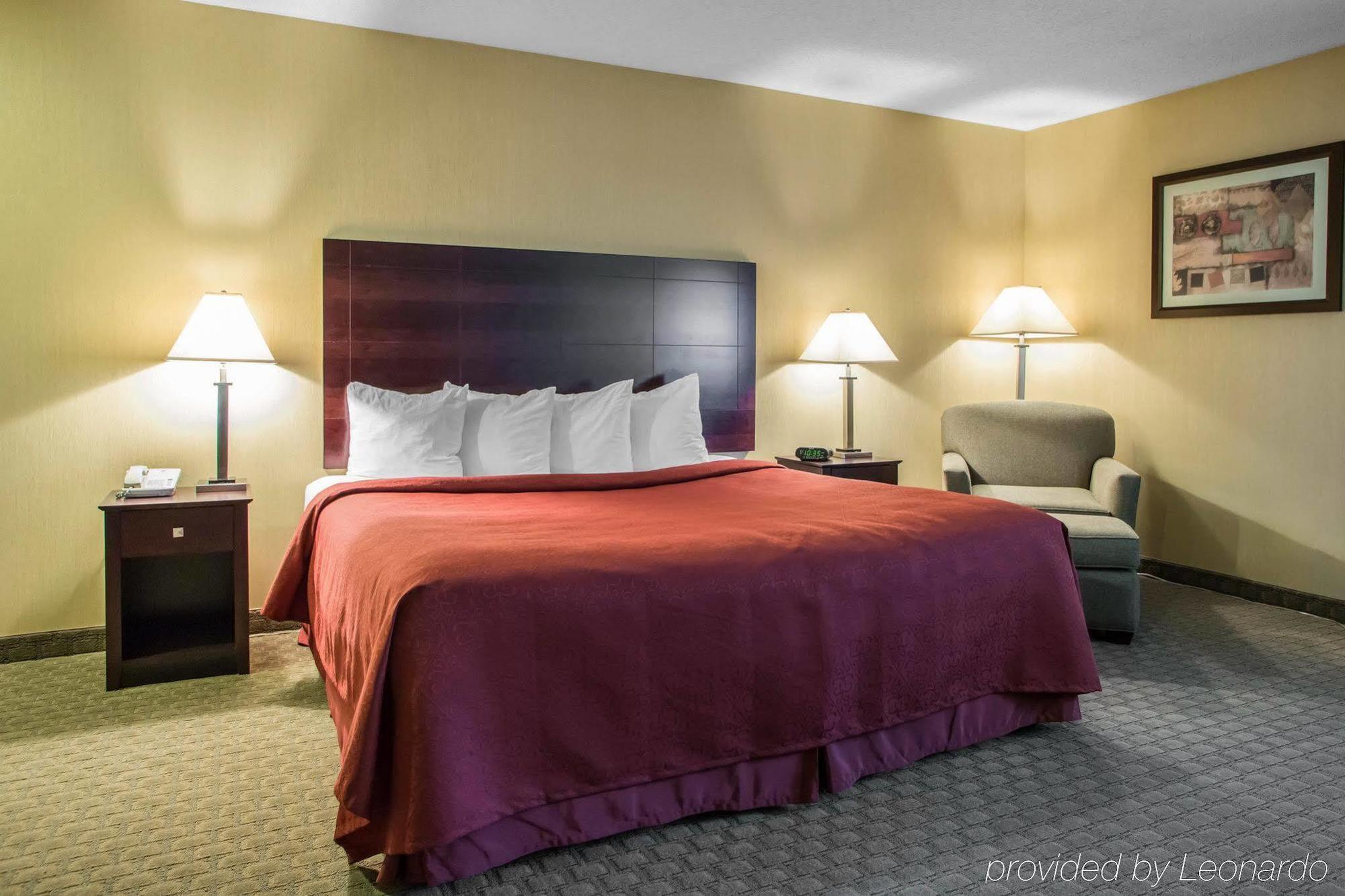 Americinn By Wyndham Marshfield Eksteriør bilde